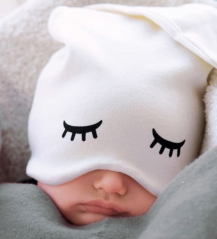 A sleepy hat for a perfect nap