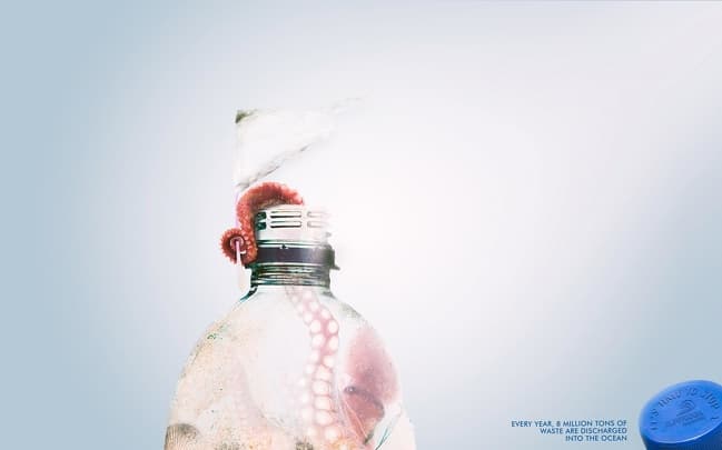 “Every year 8 million tons of waste are discharged into the ocean.”