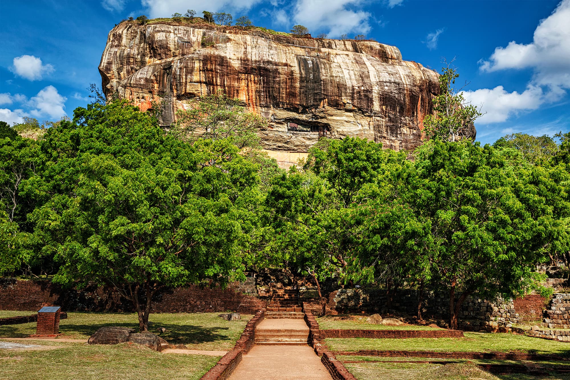 Ceylon changed to Sri Lanka
