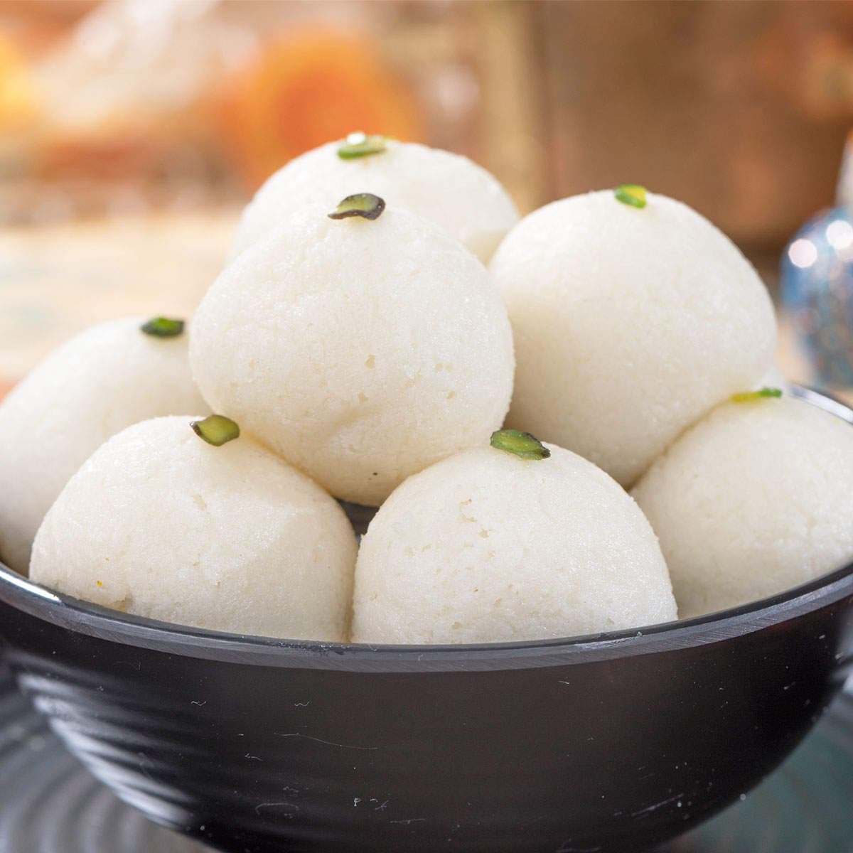 Rasgulla – A Tasty East Indian Dessert
