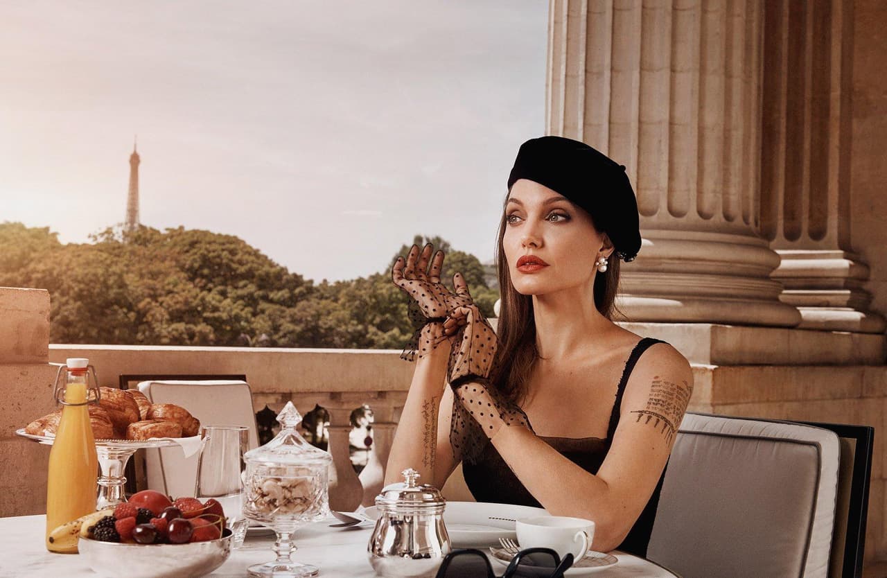 Angelina Jolie