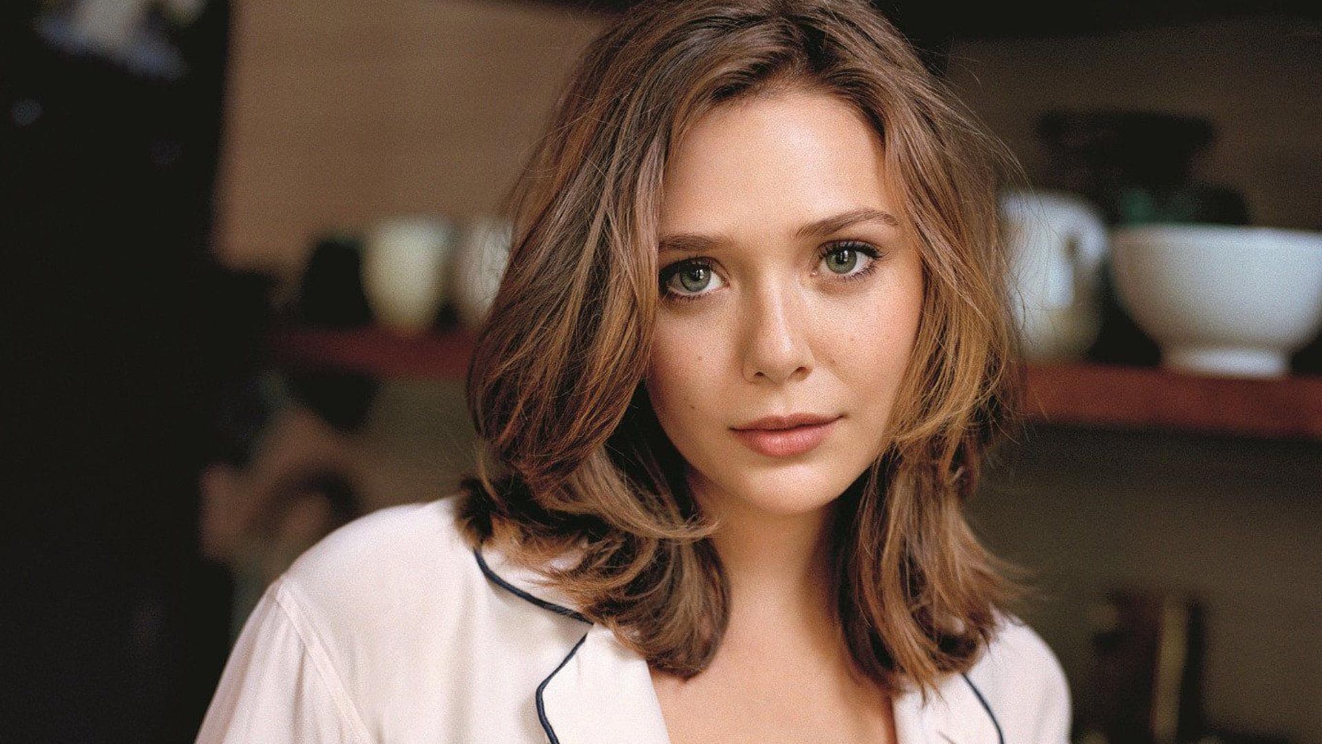 Elizabeth Olsen's Most Beautiful Looks