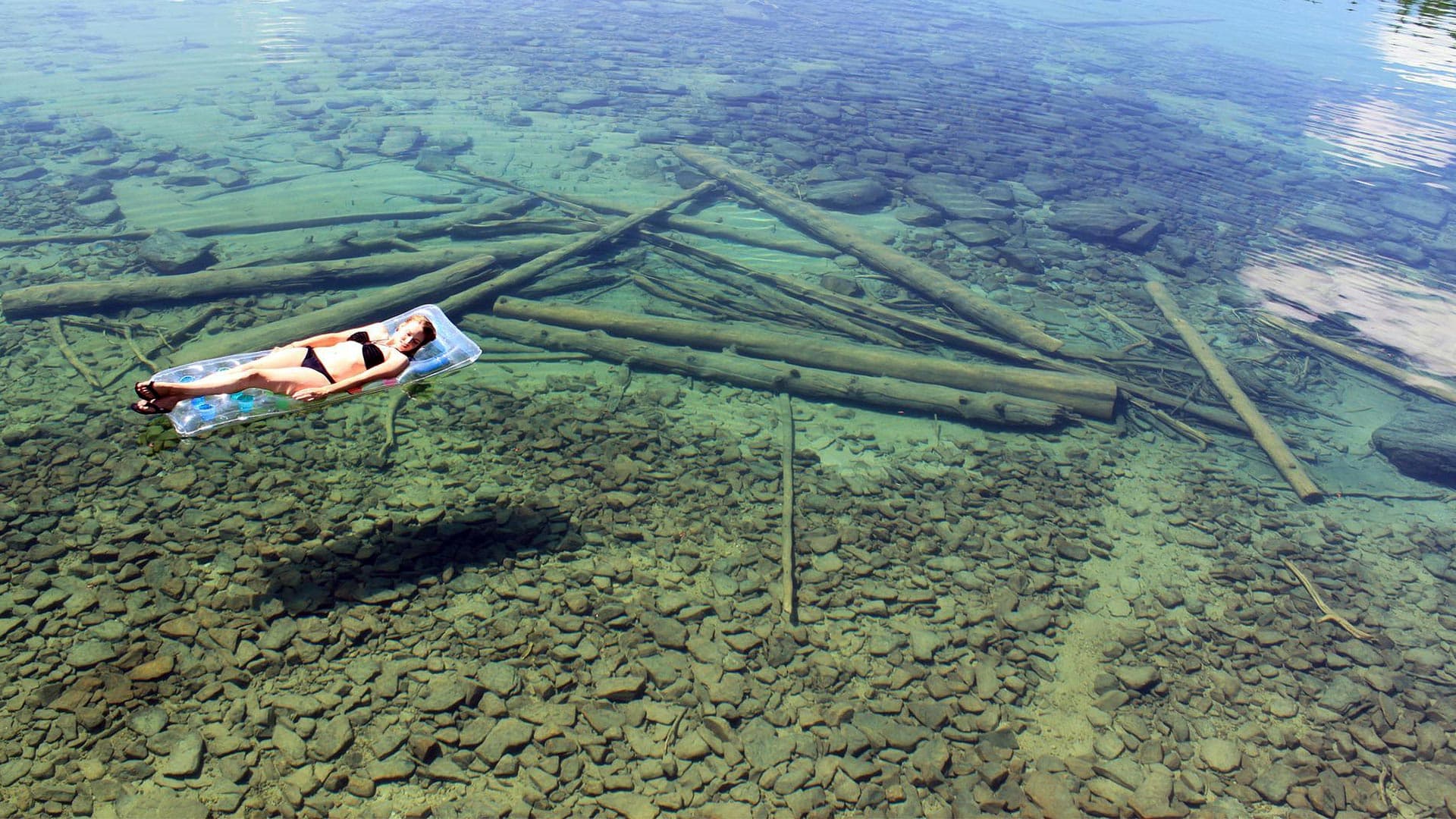 4. Flathead Lake, U.S.A