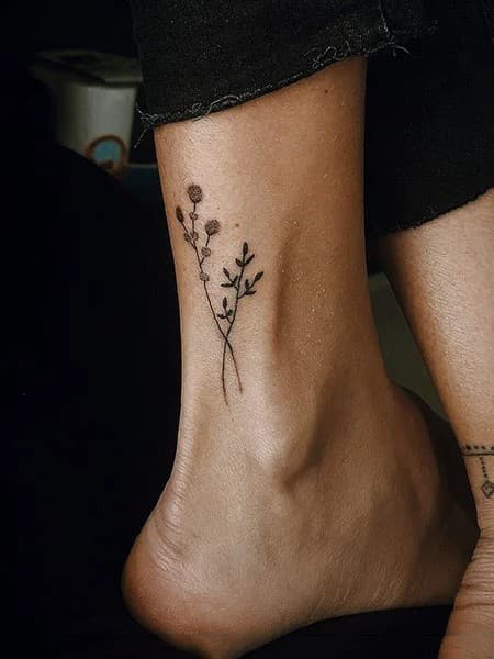12. Flower Tattoos are very popular among women.
