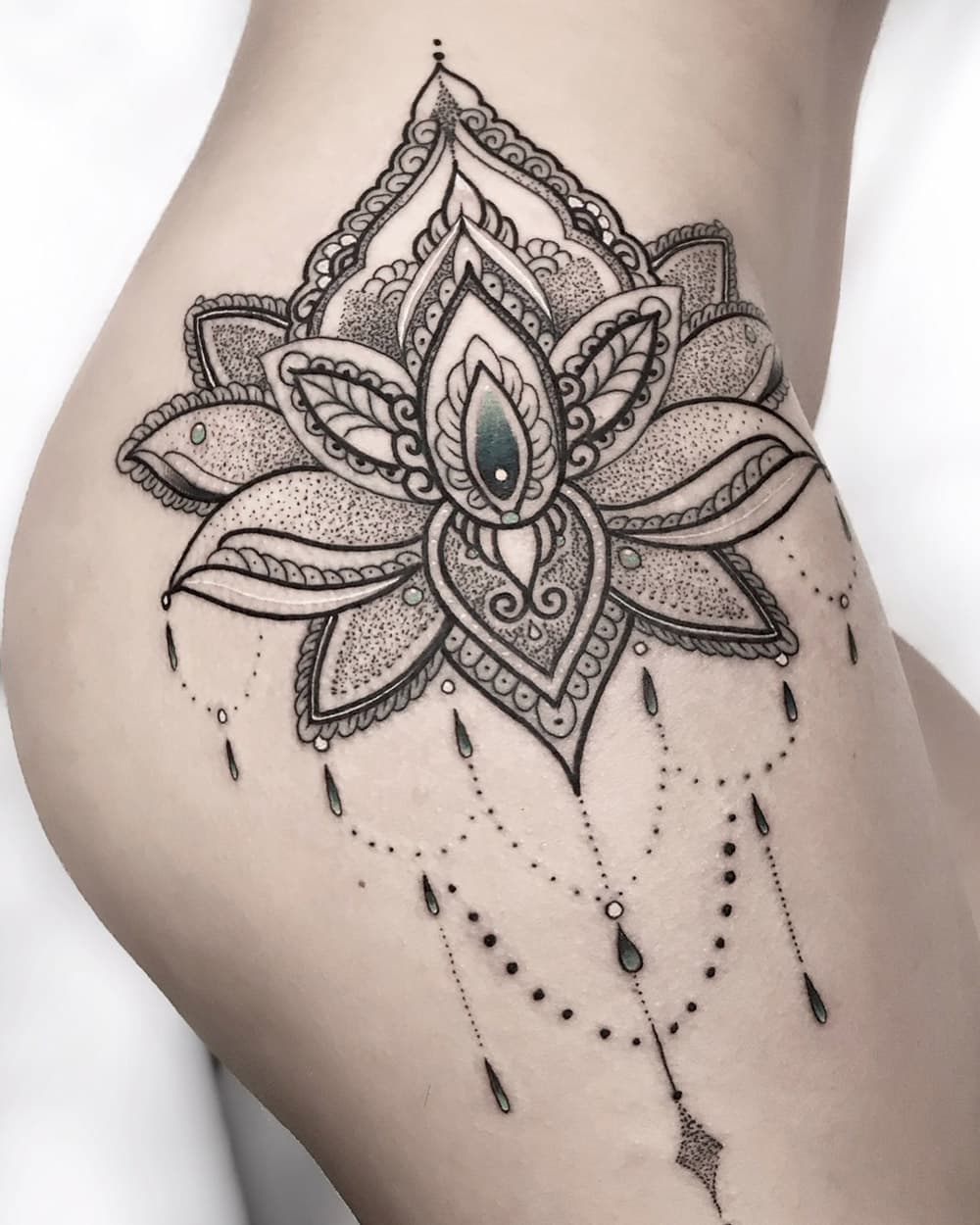 25. Detailed Mandala Tattoos for Women & Girls
