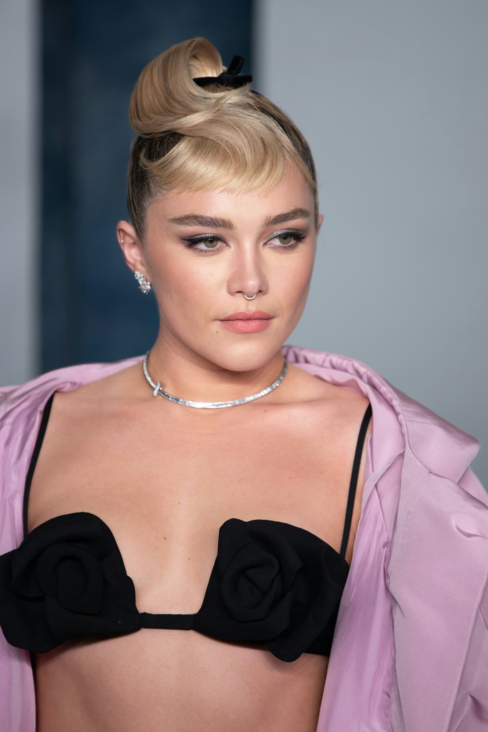 Florence Pugh | A Swept-Forward Silhouette