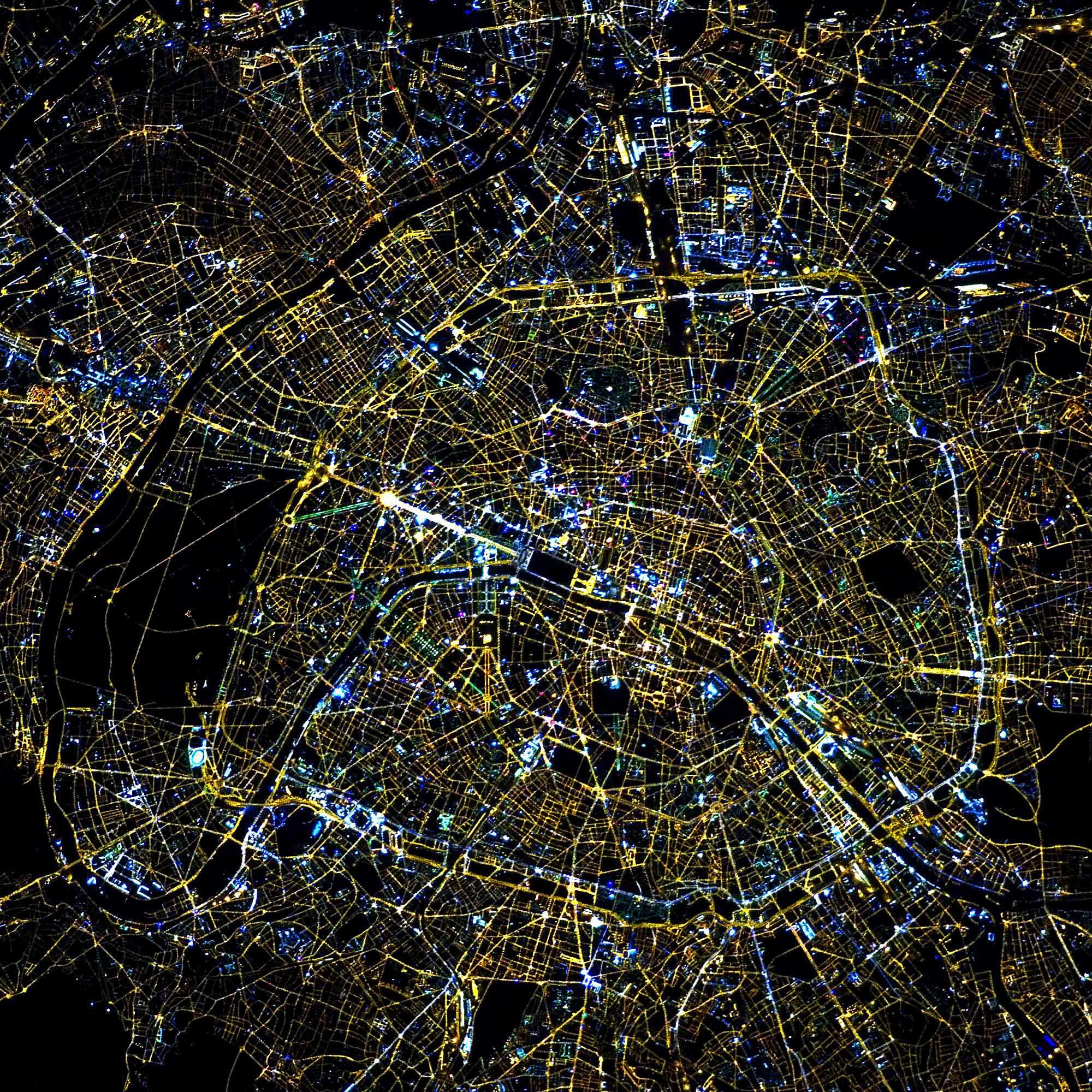Paris: Boulevards, Parks and the Seine