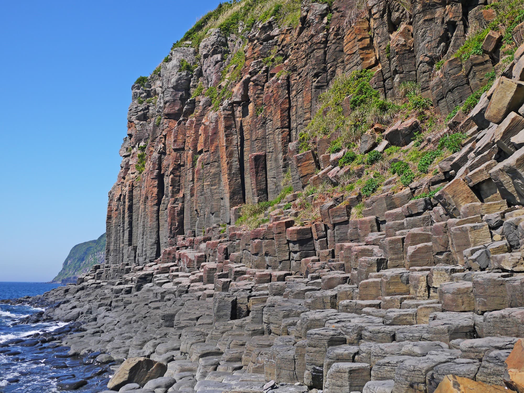 Shiodawara Cliffs | Stone With Its Own Pattern