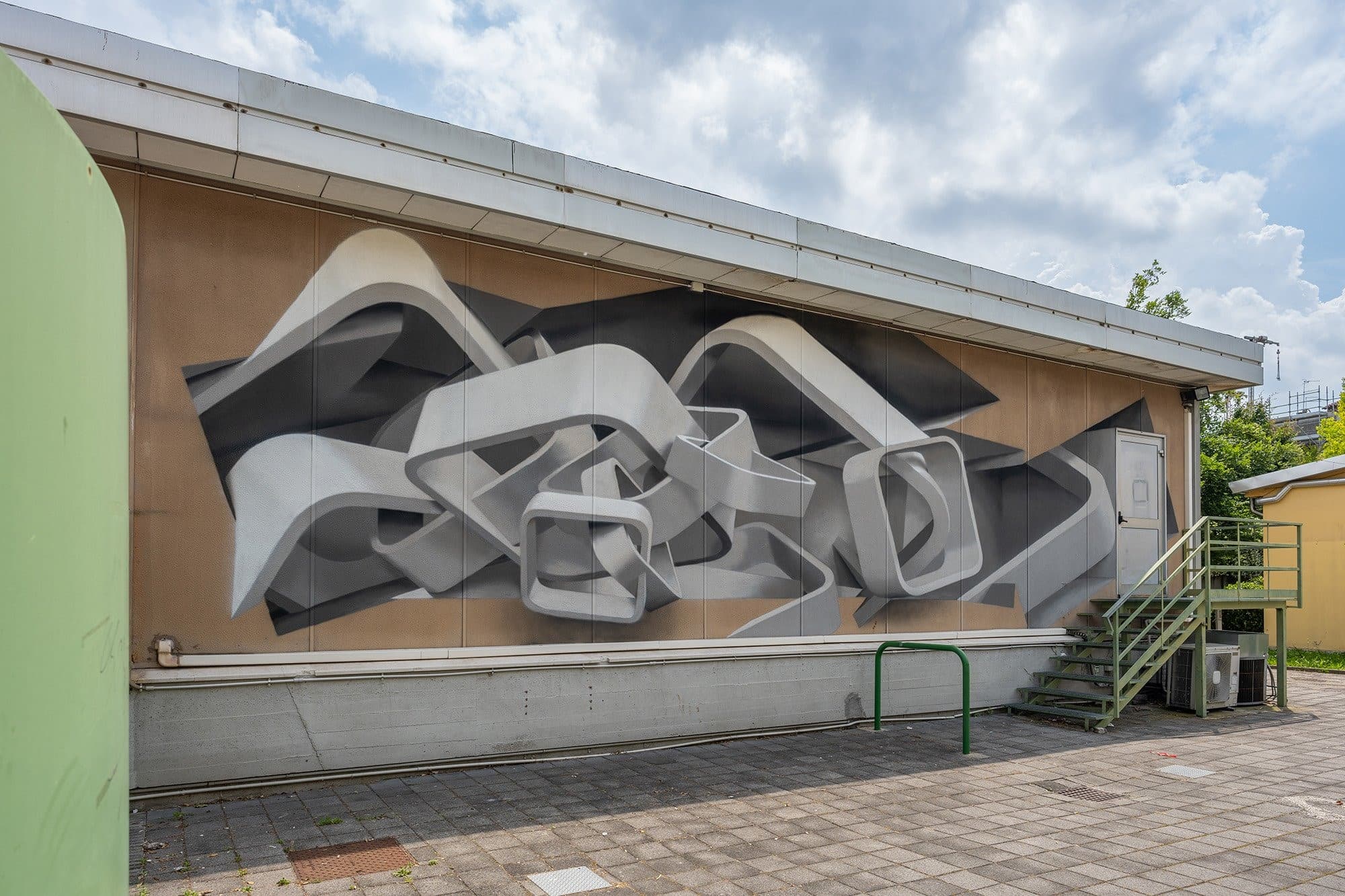 Padova: A Wall That Seems to Unfold